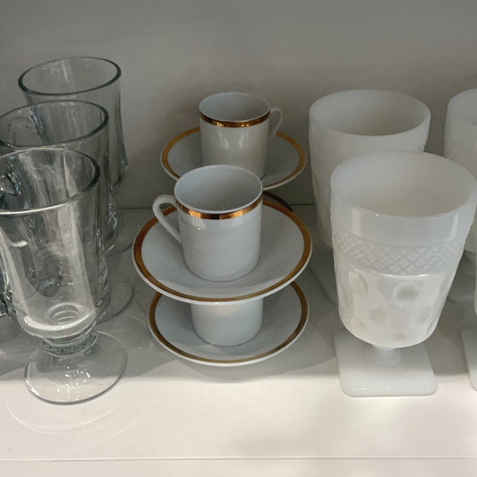 Vintage Tea Cups Set