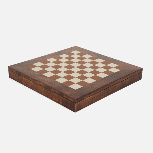 pigeon and poodle windsor chess set dark honey corner