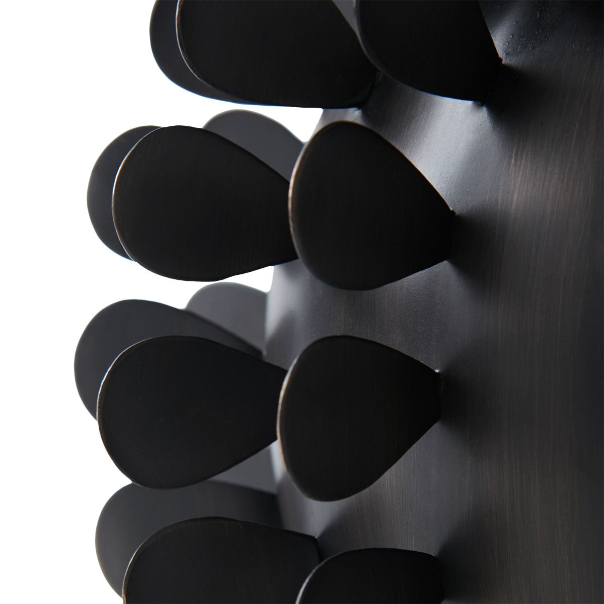 bungalow 5 andorra vase bronze detail