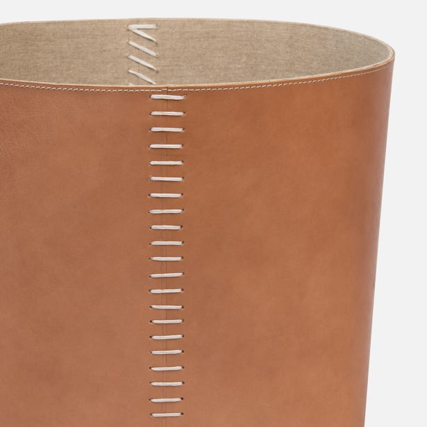 pigeon and poodle salo basket set detail