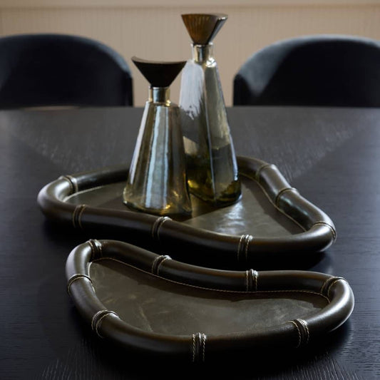 Refined Surfaces: The Art of Leather Trays