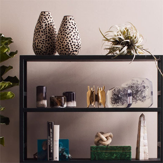 Tova Objects Black White Resin