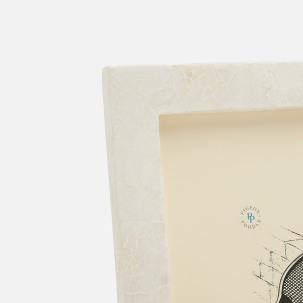 Bethany Frame White Clamshell