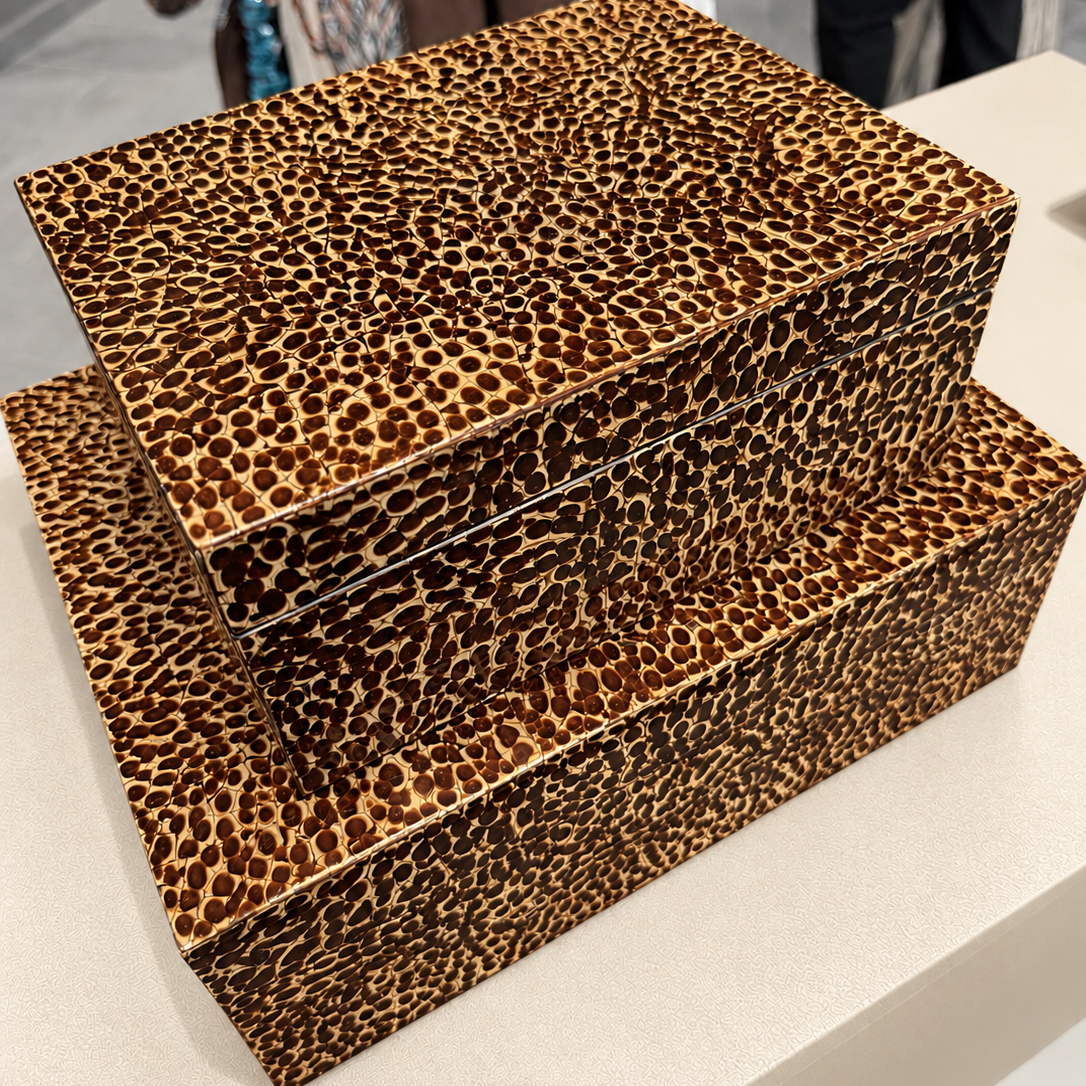Della Box Set Burnt Sienna
