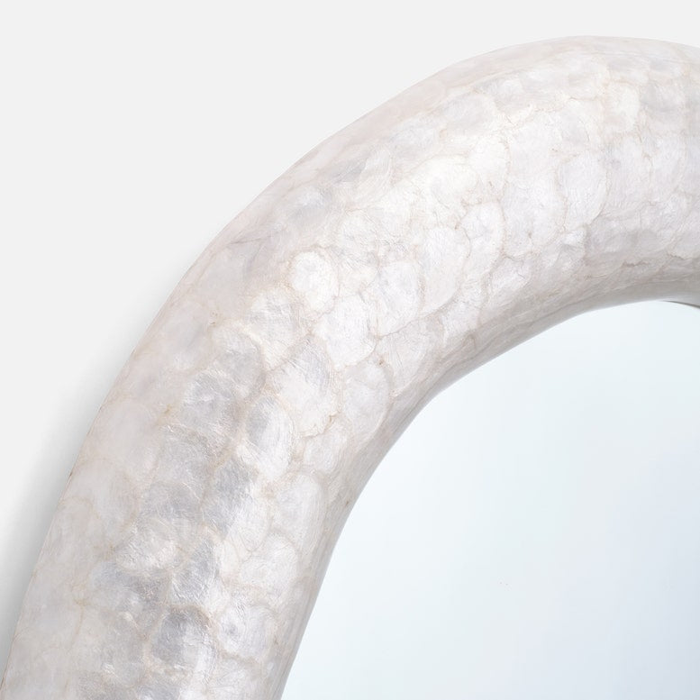 ReflectionArt No.59『AIR』white clover神奈備命 Made Goods Jolene Mirror White Capiz Shell – CLAYTON GRAY HOME
