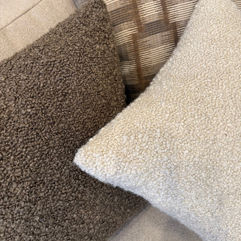 Curl Up Pillow Alabaster