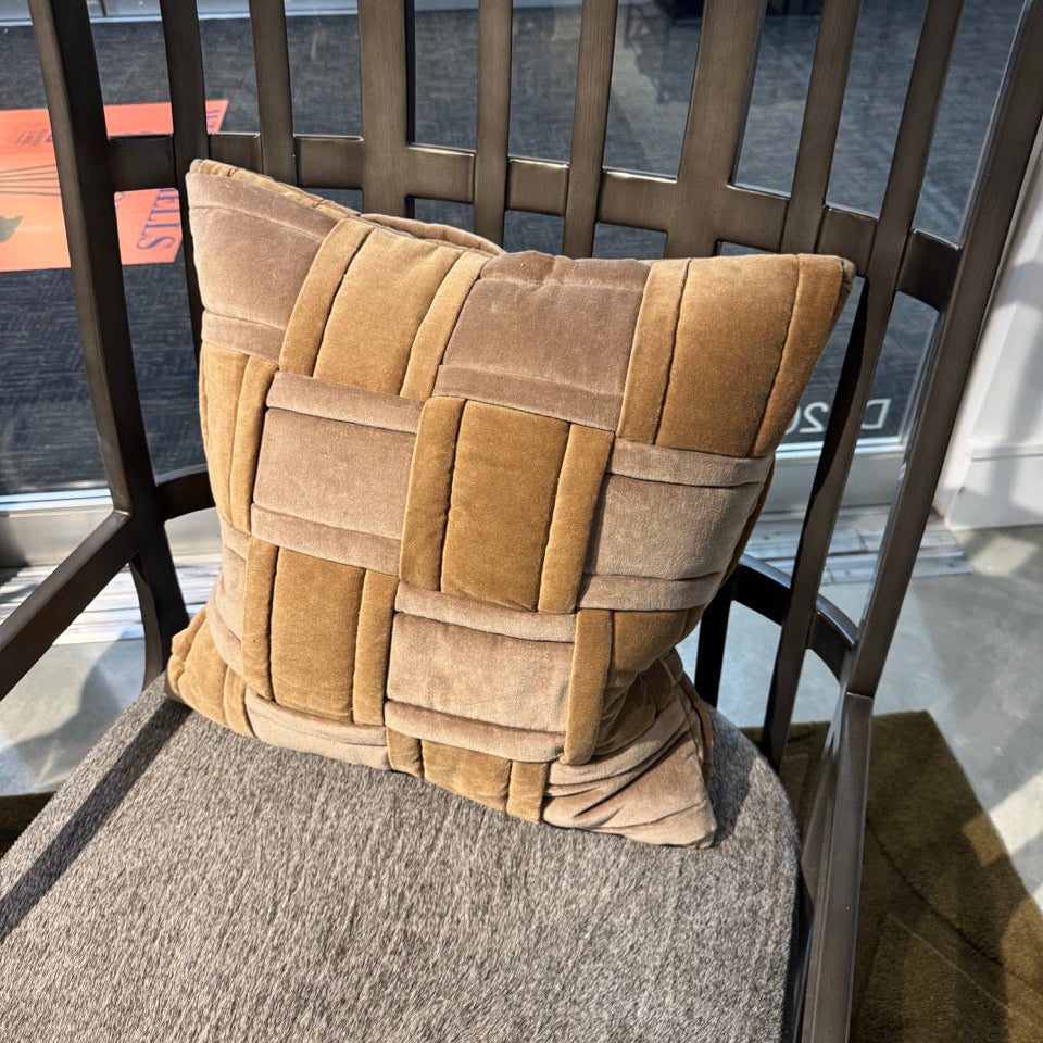 Plicare Pillow Taupe Velvet