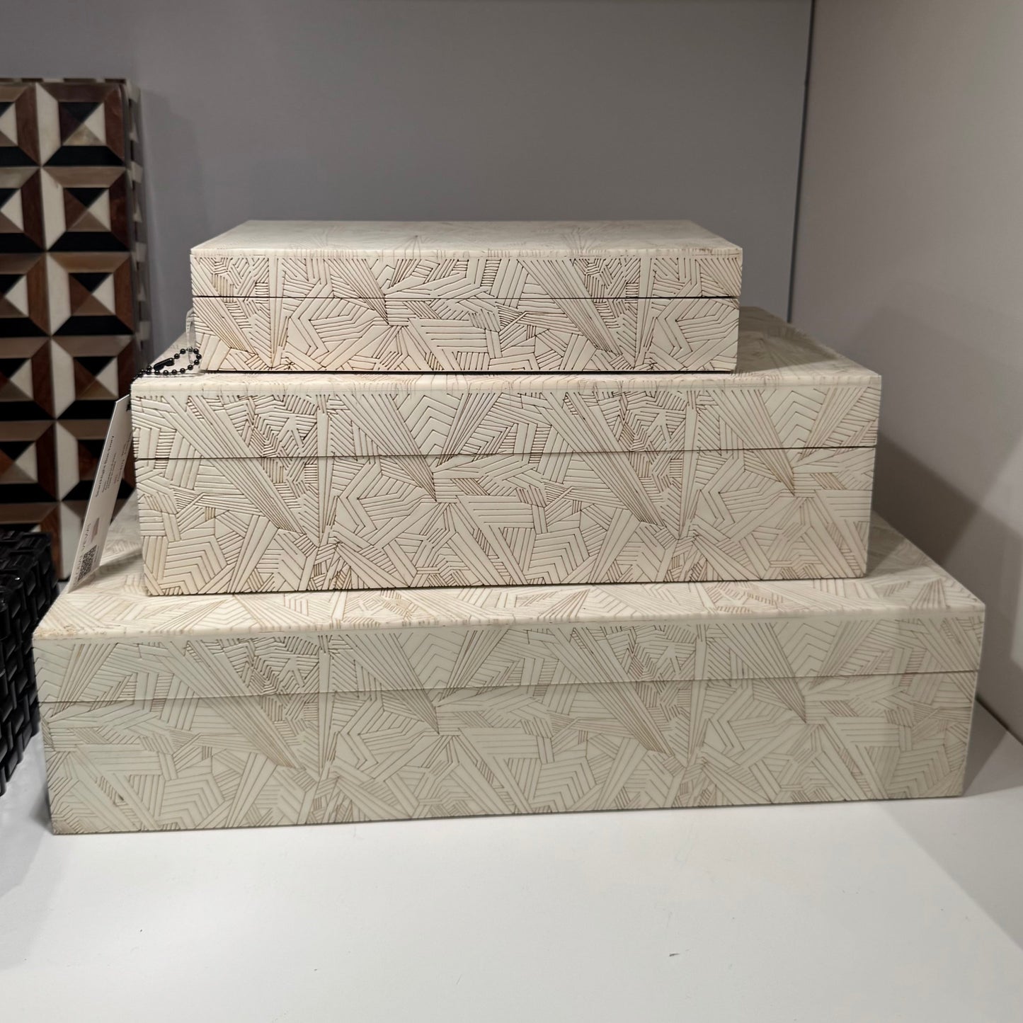 Searchlight Box Set Ivory Resin