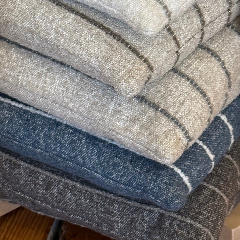 Sloane Pillow Walnut