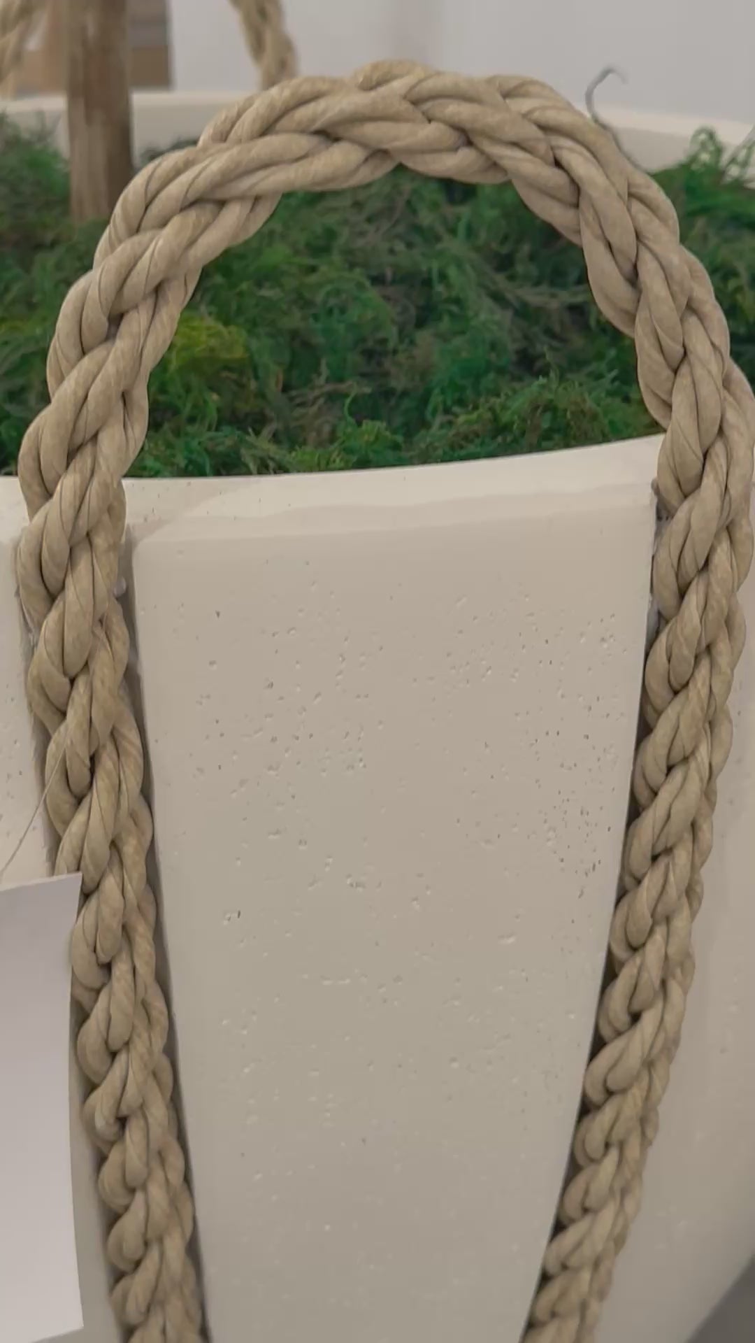 nadine outdoor planter