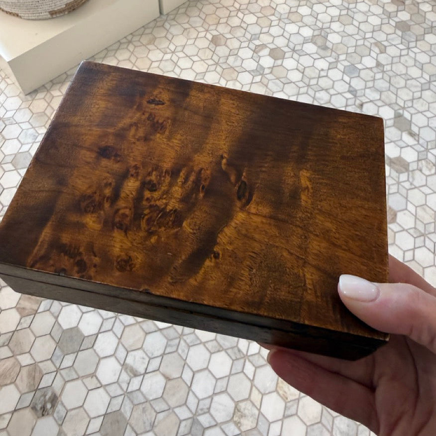 Windsor Card Box Dark Honey Burl