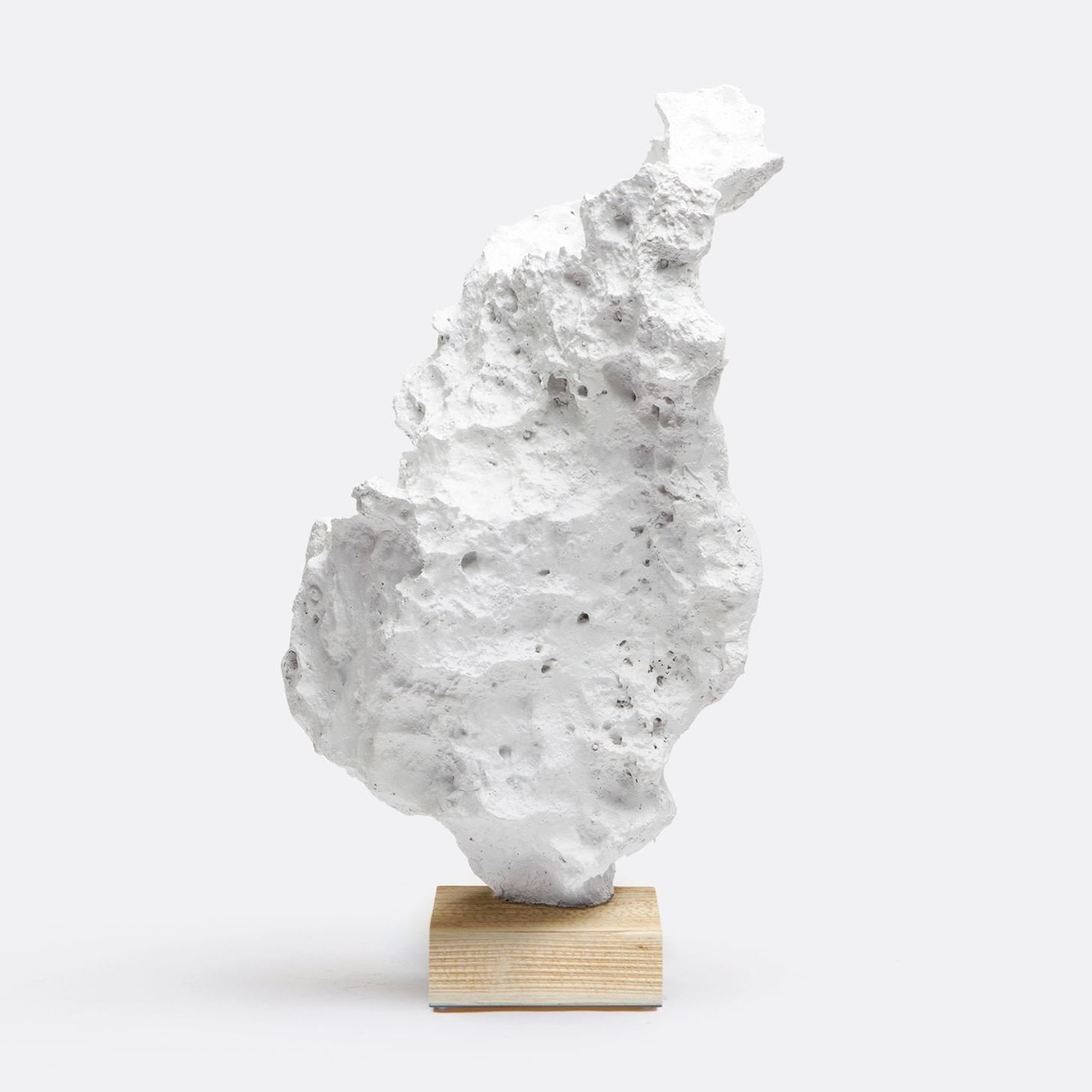 made goods folau object white coral