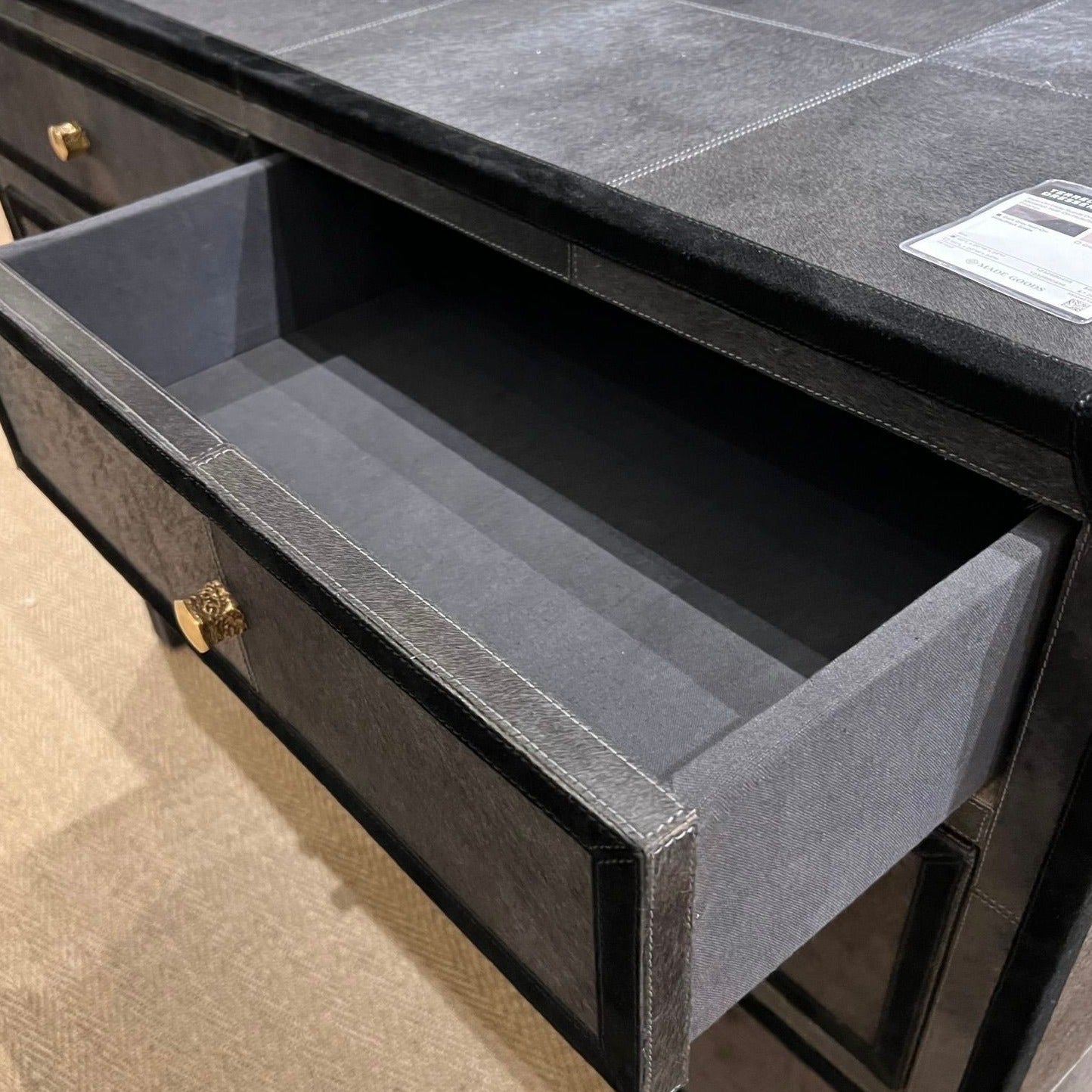 steel grey dresser Bronyan - Dark Gray