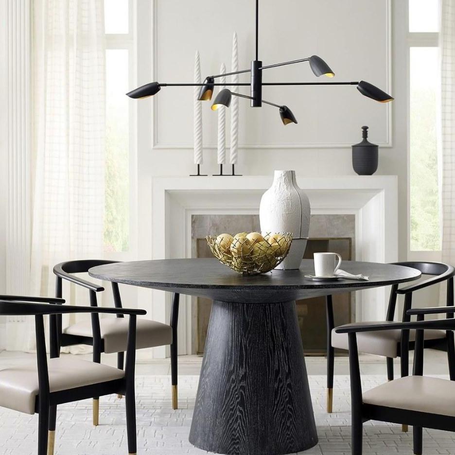 Black dining 2025 room table round